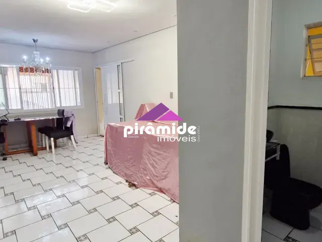 Casa com 125m² 4 quartos e 3 banheiros, à venda, no bairro Jardim Del Rey em São José dos Campos