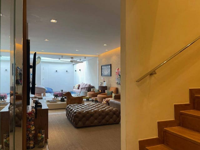 Casa com 260m² 4 quartos e 6 banheiros, à venda, no bairro Jardim Panorama em São Paulo