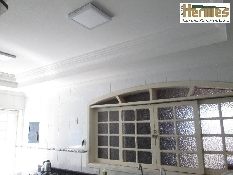 Casa, 4 quartos, 220 m² - Foto 10
