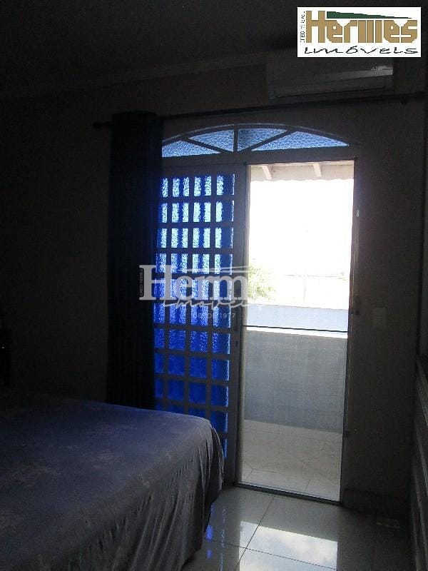 Casa, 4 quartos, 220 m² - Foto 24