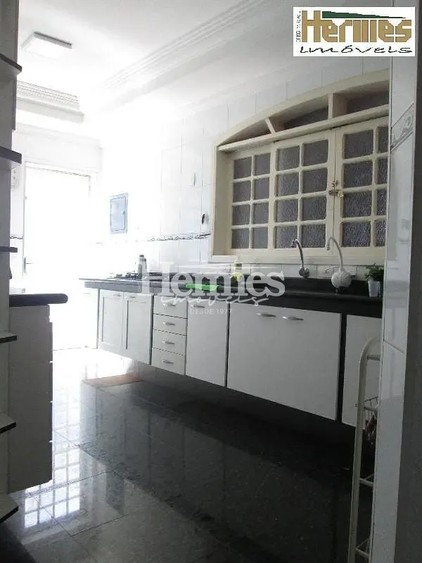 Casa, 4 quartos, 220 m² - Foto 8