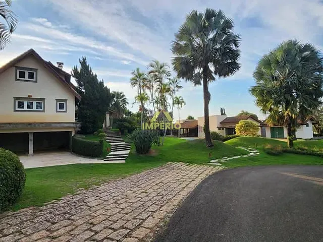 Casa com 2082m² 4 quartos e 8 banheiros, à venda, no bairro Condomínio Monte Belo em Salto
