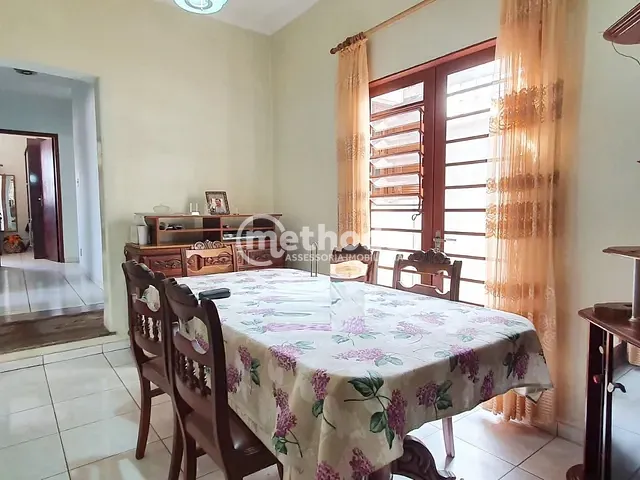 Casa com 260m² 3 quartos e 3 banheiros, à venda, no bairro Jardim Bela Vista em Campinas