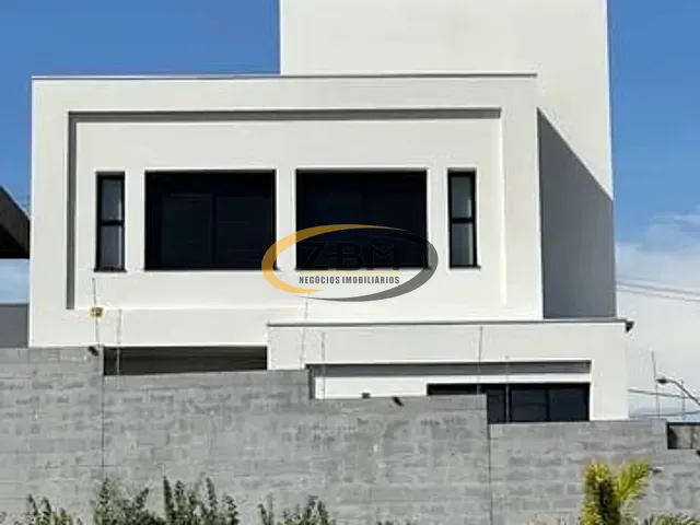 Casa 3 quartos e 4 banheiros, à venda, no bairro Gleba Simon Frazer em Londrina