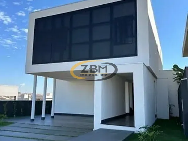 Casa 3 quartos e 4 banheiros, à venda, no bairro Gleba Simon Frazer em Londrina
