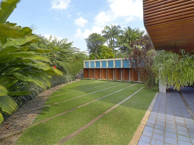Casa com 1500m² 6 quartos e 9 banheiros, à venda ou para alugar, no bairro Jardim Guedala em São Paulo
