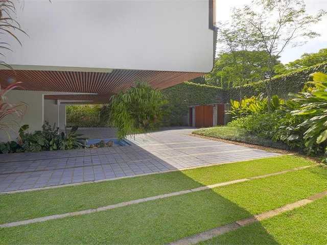 Casa com 1500m² 6 quartos e 9 banheiros, à venda ou para alugar, no bairro Jardim Guedala em São Paulo