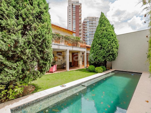 Casa com 594m² 3 quartos e 4 banheiros, à venda, no bairro Alto de Pinheiros em São Paulo