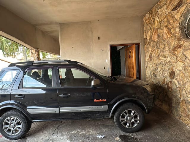 Casa com 488m² 3 quartos e 1 banheiro, à venda, no bairro Jardim Novo Campos Elíseos em Campinas
