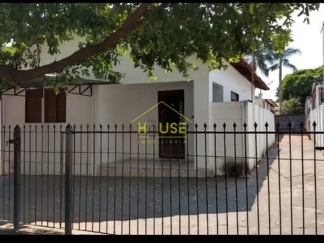 Casa com 315m² 4 quartos e 2 banheiros, à venda, no bairro Pozzobon em Votuporanga