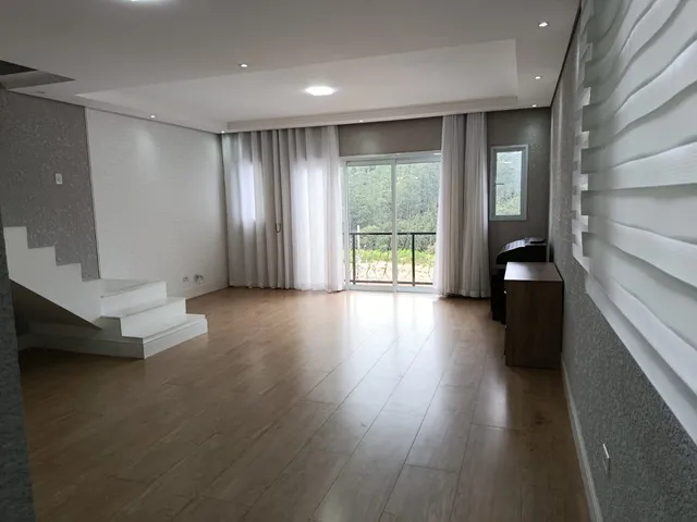 Casa com 175m² 4 quartos e 3 banheiros, à venda ou para alugar, no bairro Portais (Polvilho) em Cajamar