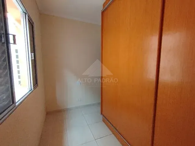 Casa com 283m² 3 quartos e 1 banheiro, à venda, no bairro Vila Dirce em Mauá