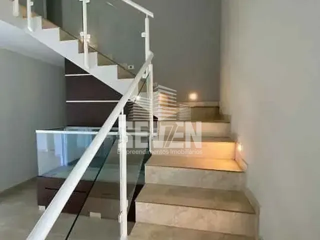 Casa com 360m² 4 quartos e 7 banheiros, para alugar, no bairro Residencial Villaggio III em Bauru