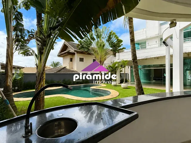 Casa 4 quartos e 6 banheiros, à venda, no bairro Jardim Aquárius em São José dos Campos