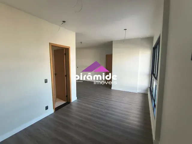 Casa 4 quartos e 6 banheiros, à venda, no bairro Urbanova em São José dos Campos