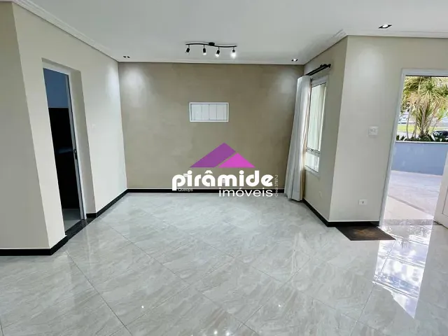 Casa 3 quartos e 3 banheiros, à venda, no bairro Condomínio Residencial Fogaça em Jacareí