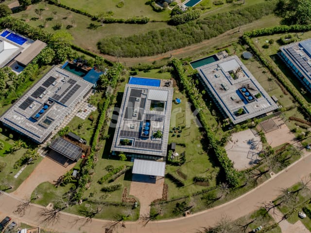 Casa com 2500m² 5 quartos e 7 banheiros, para alugar, no bairro Porto Feliz em Porto Feliz