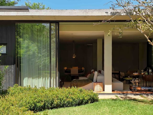 Casa com 2500m² 5 quartos e 7 banheiros, à venda, no bairro Porto Feliz em Porto Feliz