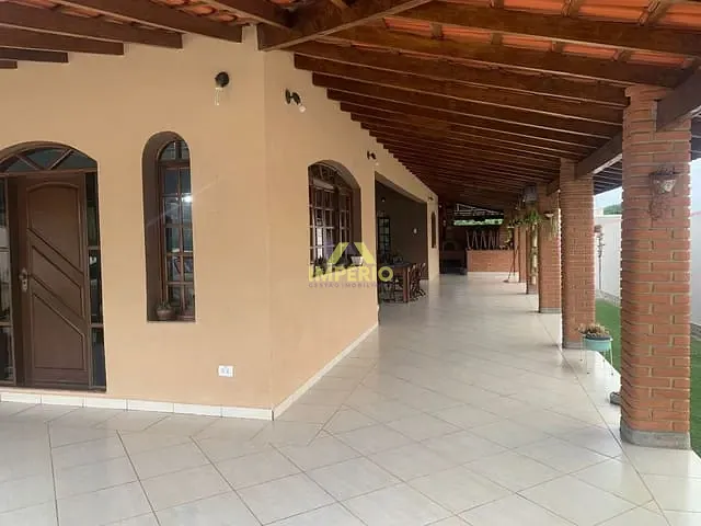 Casa com 1000m² 4 quartos e 4 banheiros, à venda, no bairro Condomínio Zuleika Jabour em Salto