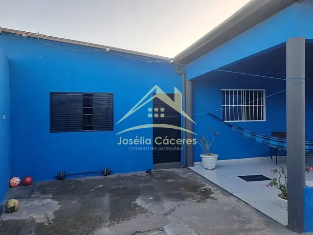 Casa 3 quartos e 3 banheiros, à venda, no bairro Jardim Passaredo em Cuiabá