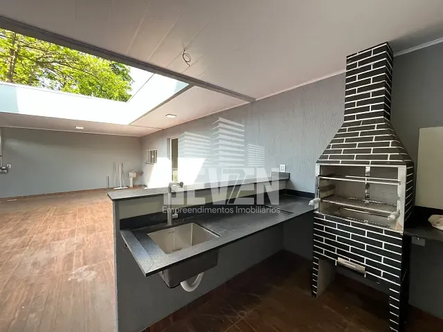 Casa 2 quartos e 2 banheiros, à venda, no bairro Vila Giunta em Bauru