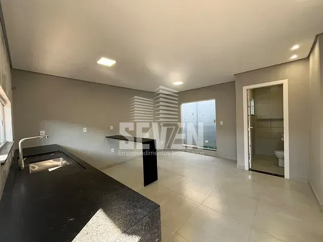 Casa 2 quartos e 2 banheiros, à venda, no bairro Vila Giunta em Bauru