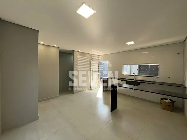 Casa 2 quartos e 2 banheiros, à venda, no bairro Vila Giunta em Bauru