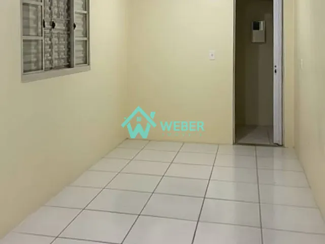 Casa 3 quartos e 3 banheiros, à venda, no bairro Vila Nova em Novo Hamburgo