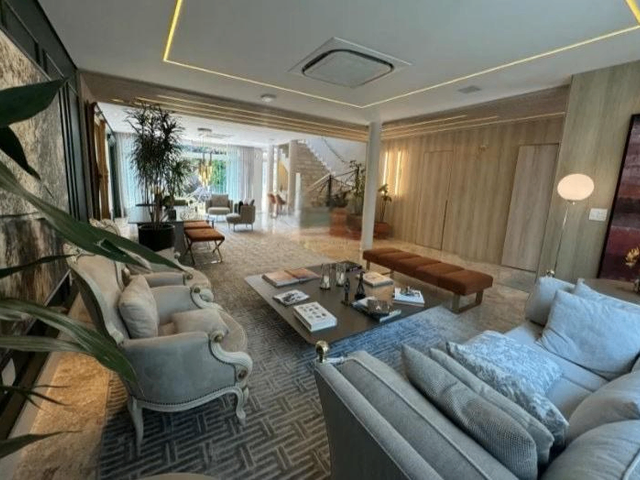 Casa com 460m² 3 quartos e 6 banheiros, à venda, no bairro Jardim Paulista em São Paulo