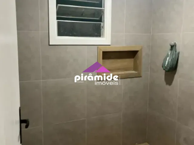 Casa com 160m² 2 quartos e 2 banheiros, à venda, no bairro Jardim São José Leste em São José dos Campos