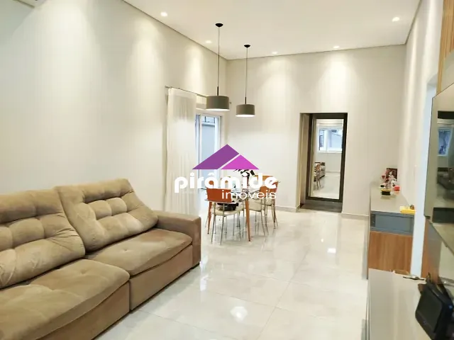 Casa com 250m² 3 quartos e 4 banheiros, à venda, no bairro Urbanova em São José dos Campos