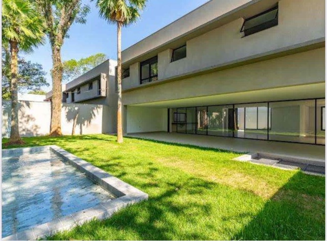Casa com 828m² 4 quartos e 6 banheiros, à venda, no bairro Chácara Santo Antônio (Zona Sul) em São Paulo