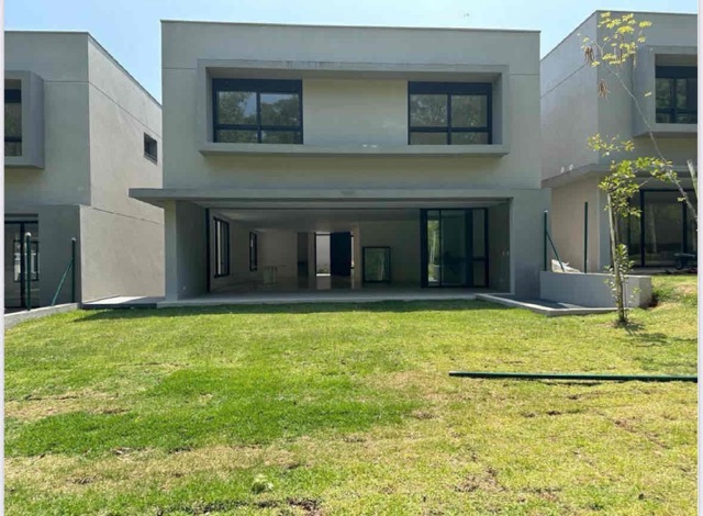 Casa com 828m² 4 quartos e 6 banheiros, à venda, no bairro Chácara Santo Antônio (Zona Sul) em São Paulo