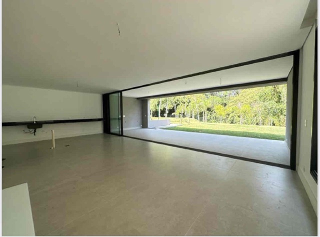 Casa com 828m² 4 quartos e 6 banheiros, à venda, no bairro Chácara Santo Antônio (Zona Sul) em São Paulo