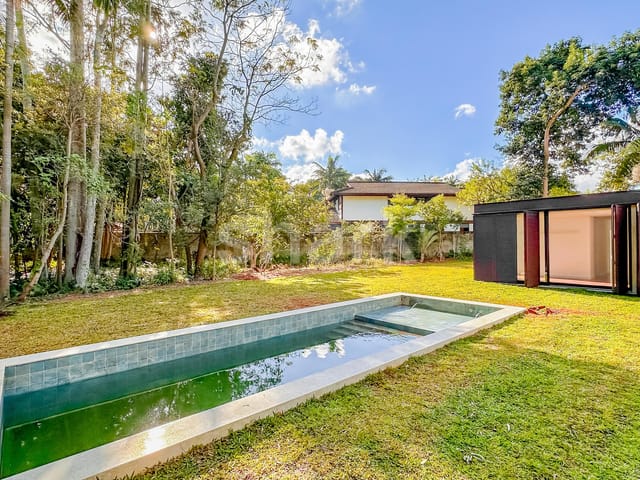 Casa com 3293m² 5 quartos e 7 banheiros, à venda, no bairro Jardim dos Estados em São Paulo
