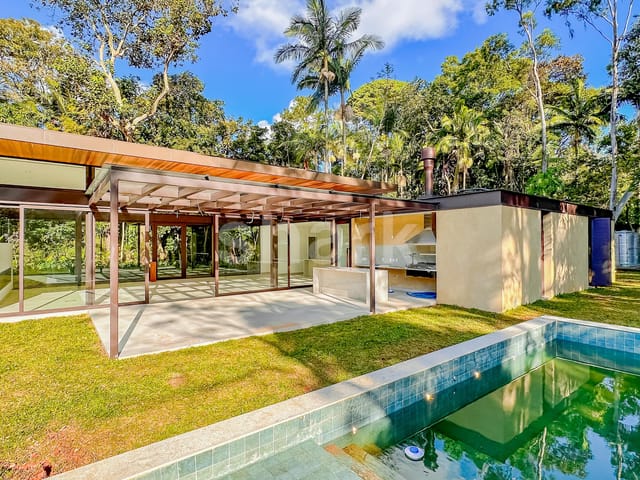Casa com 3293m² 5 quartos e 7 banheiros, à venda, no bairro Jardim dos Estados em São Paulo