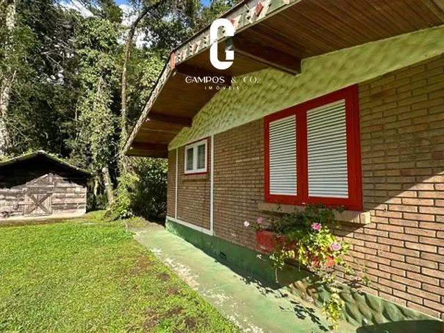 Casa com 1320m² 2 quartos e 1 banheiro, à venda, no bairro Residencial Jardim Véu das Noivas em Campos do Jordão