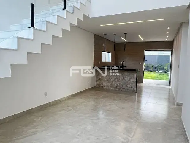Casa com 320m² 4 quartos e 5 banheiros, à venda, no bairro Jardim Limoeiro em Camaçari