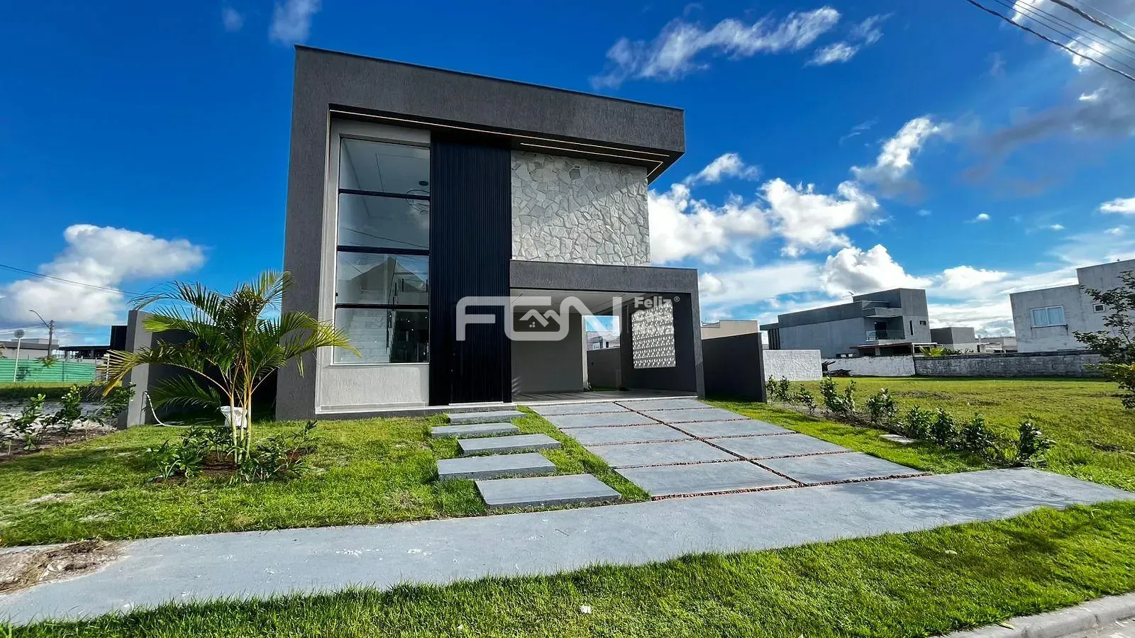 Casa, 4 quartos, 162 m² - Foto 1