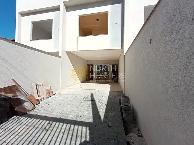 Casa com 123m² 3 quartos e 3 banheiros, à venda, no bairro Guanabara em Joinville