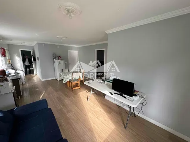 Casa com 200m² 3 quartos e 2 banheiros, à venda, no bairro Madri em Palhoça