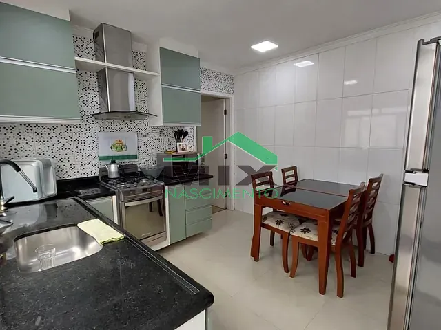 Casa com 250m² 2 quartos e 1 banheiro, à venda, no bairro Taboão em Diadema