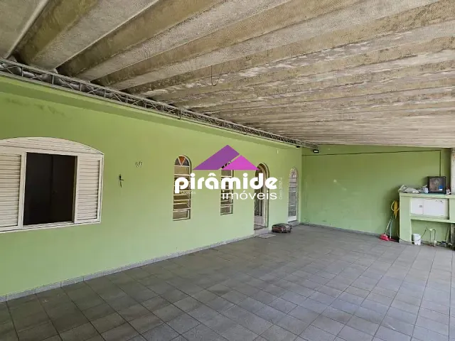 Casa 3 quartos e 1 banheiro, à venda, no bairro Vila Ester em São José dos Campos