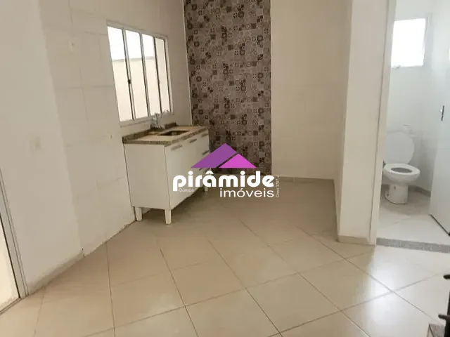 Casa 3 quartos e 3 banheiros, à venda, no bairro Vila São Bento em São José dos Campos