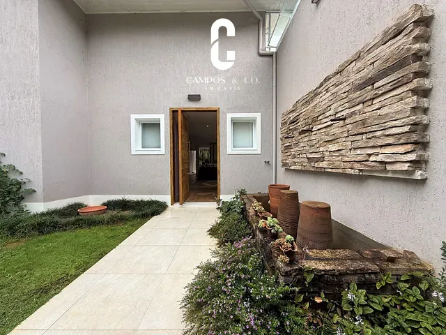 Casa com 1360m² 10 quartos e 13 banheiros, à venda, no bairro Vila Inglesa em Campos do Jordão