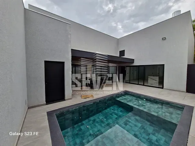 Casa 3 quartos e 6 banheiros, à venda, no bairro Vila Aviação em Bauru