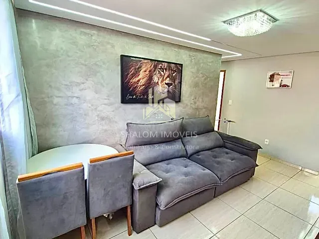 Casa 2 quartos e 3 banheiros, à venda, no bairro Parque Xangri-Lá em Contagem