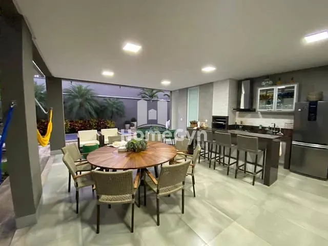 Casa com 465m² 4 quartos e 6 banheiros, para alugar, no bairro Jardins Valência em Goiânia