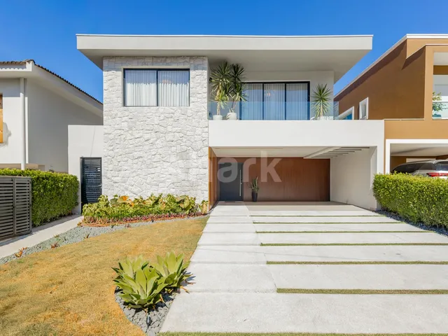 Casa com 300m² 3 quartos e 5 banheiros, à venda, no bairro Alphaville em Santana de Parnaíba