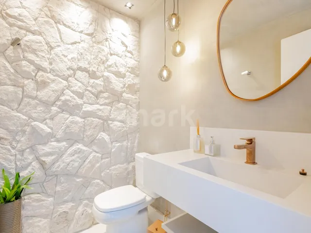 Casa com 300m² 3 quartos e 5 banheiros, à venda, no bairro Alphaville em Santana de Parnaíba